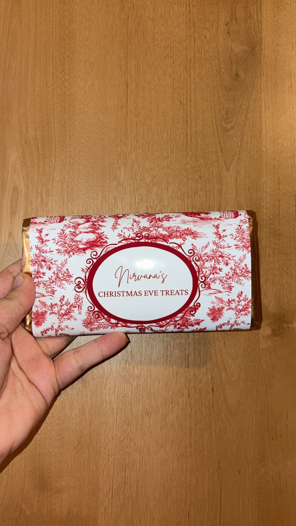 Red Toile Galaxy Bar